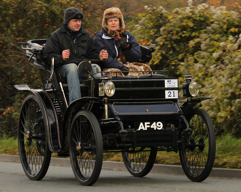 Peugeot 6hp vis a vis 1898